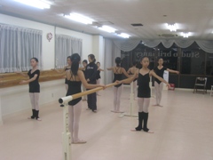 y}C^E܁zStudio Brilliancy