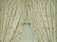 �J�[�e���ʐ^