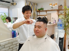 �J�b�g���i