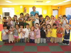 �������i