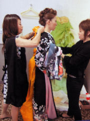 ���t�����i