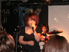 ���C�u���i